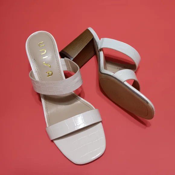 UNISA Yara3 Women's Cream  Sandals - 9M - Picture 5 of 7